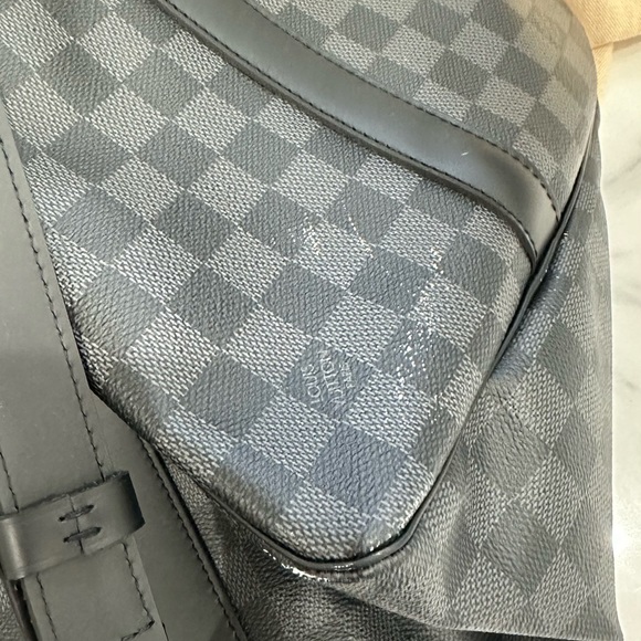 Louis Vuitton bag. - Picture 4 of 6